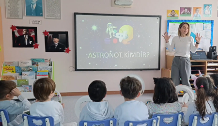 Meslek Tanıtımı - Astronot