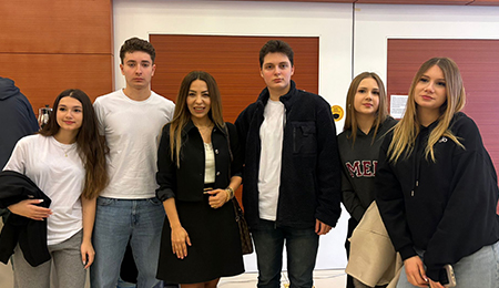 Liseler Arası Doğaçlama Tiyatro Yarışması’nda Okulumuzdan Gururlandıran Başarı