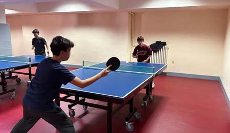 Masa Tenisi Turnuvasında Öğrencilerimizden Büyük Başarı